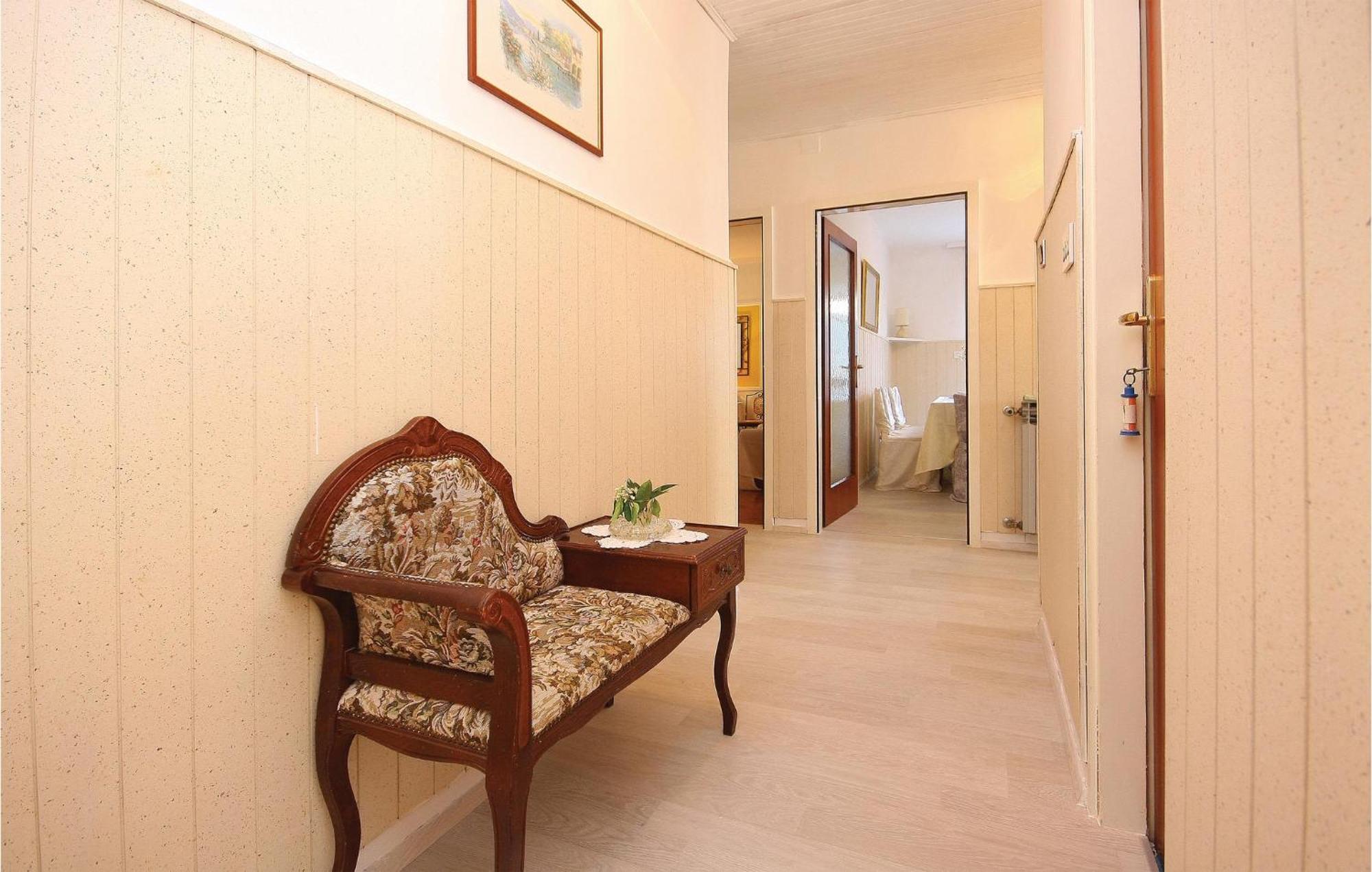 Cozy Apartment In Brodarica With Wifi Zewnętrze zdjęcie